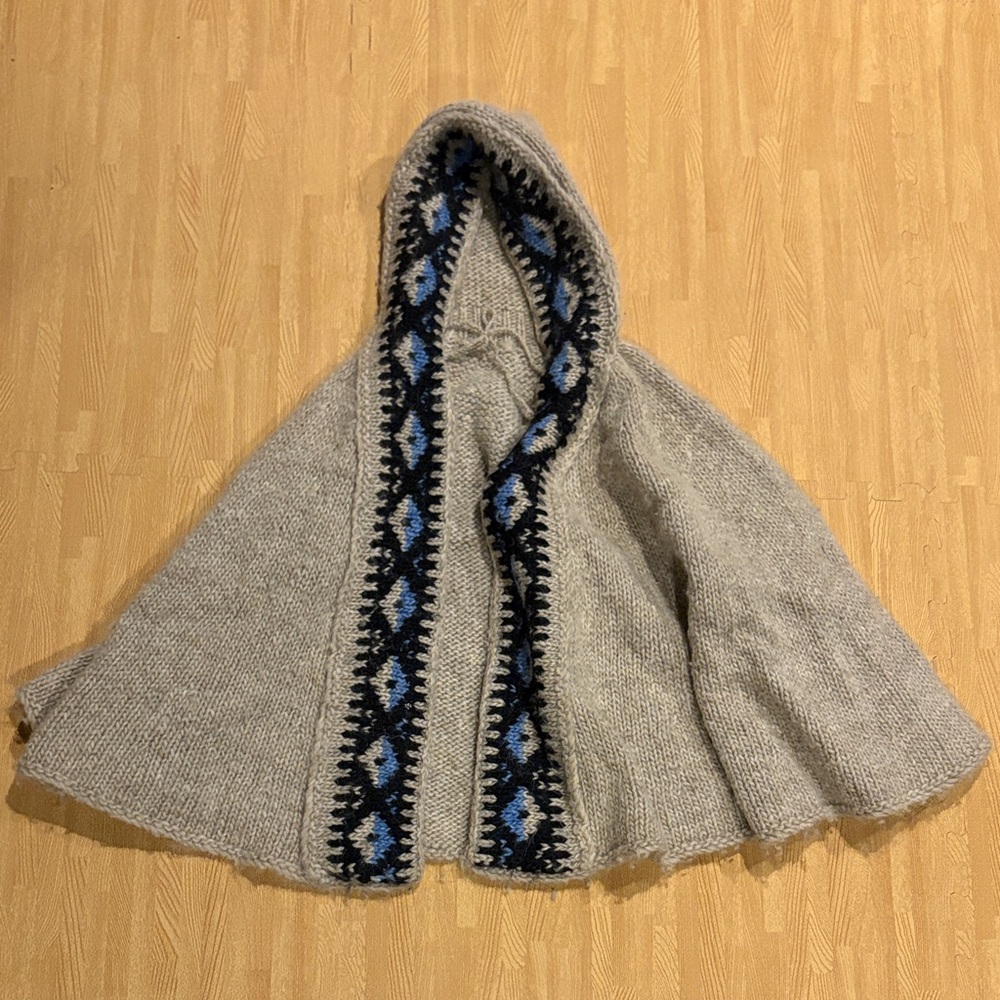 Hand Knit Woolen Caplet Cape, Grey, Open Size